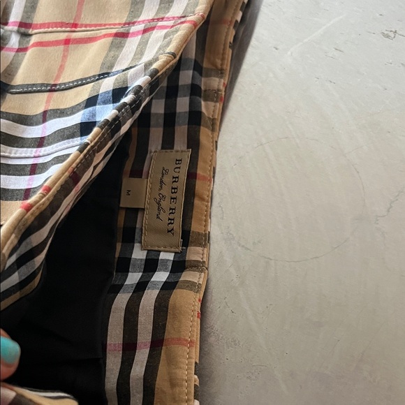 Burberry mini Plaid Pleated Mini Skirt in Tan - Picture 3 of 14